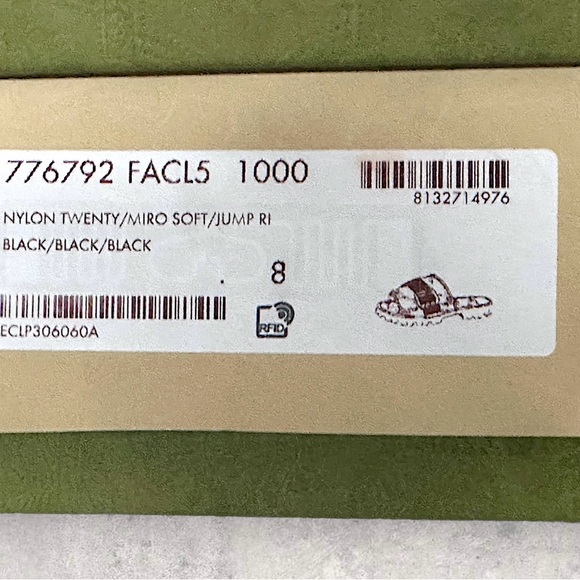 Gucci Monogram Padded Sandals - Picture 9 of 9